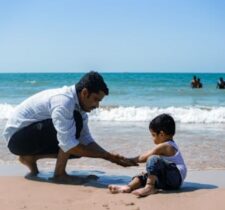 what is the age that a child can choose which parent to live with